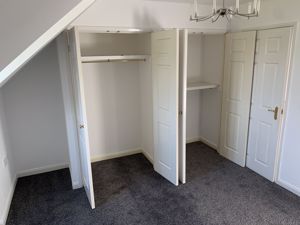 Bedroom- click for photo gallery